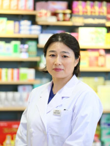 薬剤師　中村 ちあき