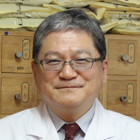 管理薬剤師　桐山雅孝