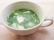 Recipe Image セロリおろしハンバーグ・豆腐とセロリの葉のスープ
